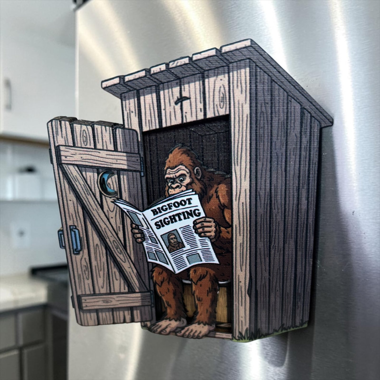 Bigfoot Outhouse Wood Magnet            GFT3811