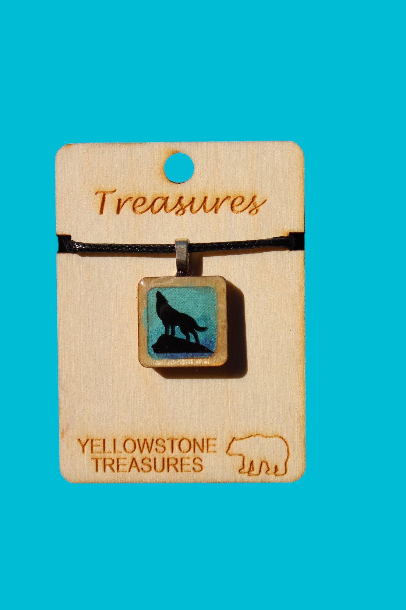 Wolf Necklace                              #T31NL