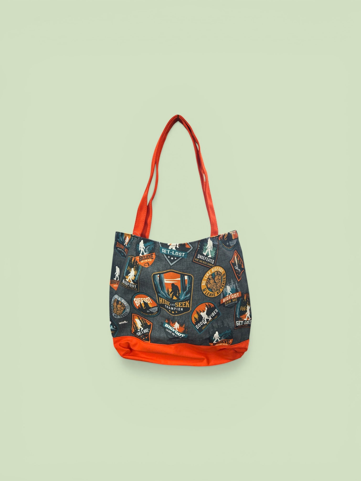 Bigfoot Patch Canvas Tote               CMP2806       GFT2806