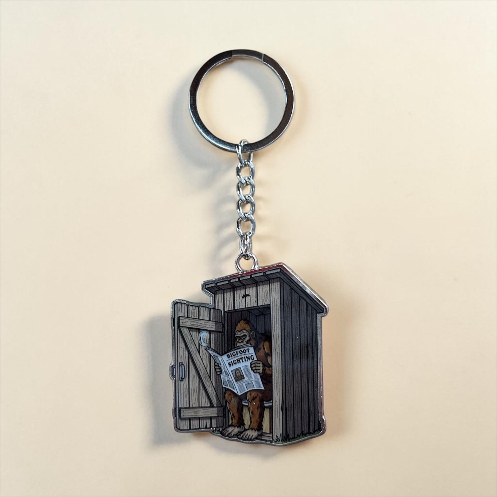 Bigfoot Outhouse Keychain             GFT0291