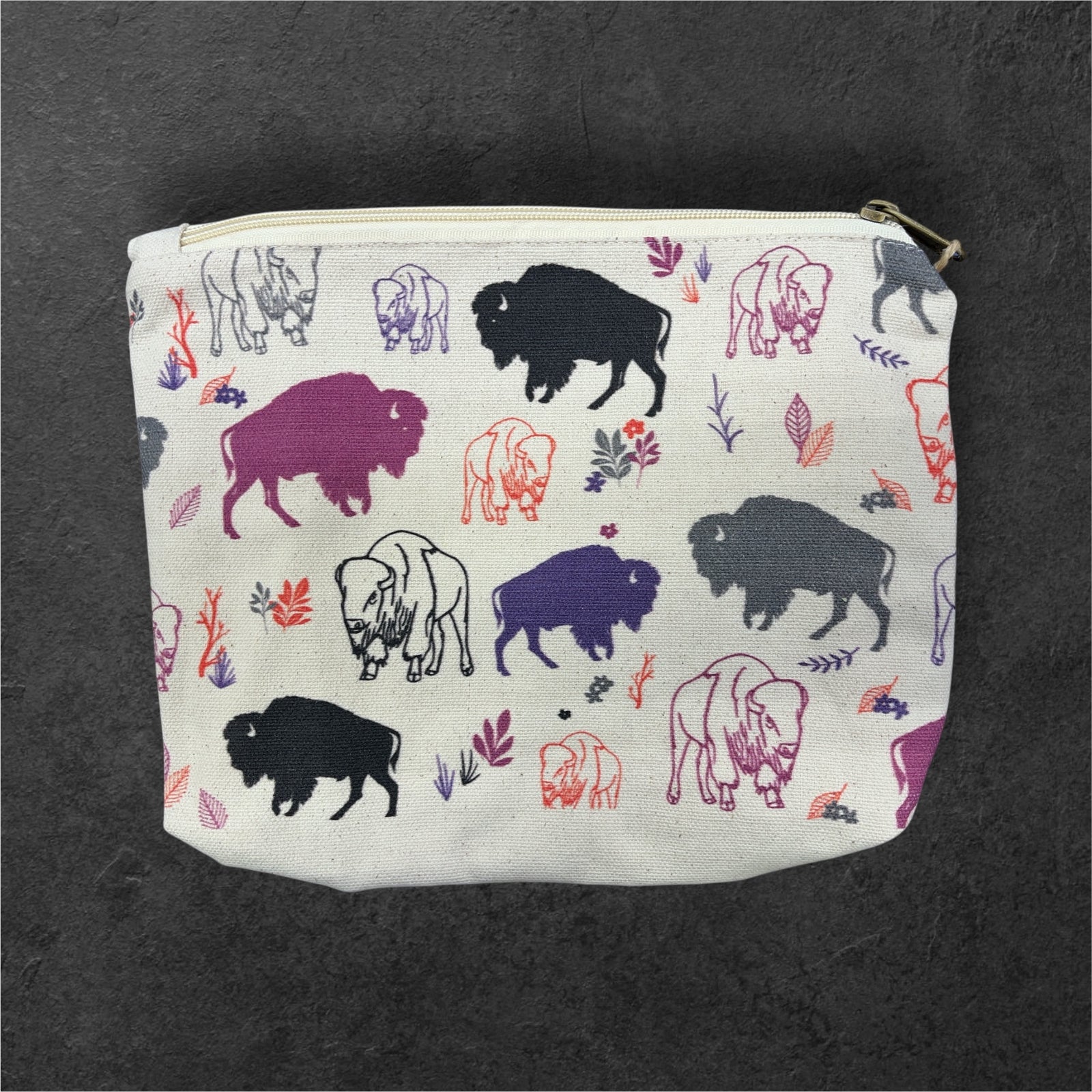 Embroidered Buffalo Pouch        #05315
