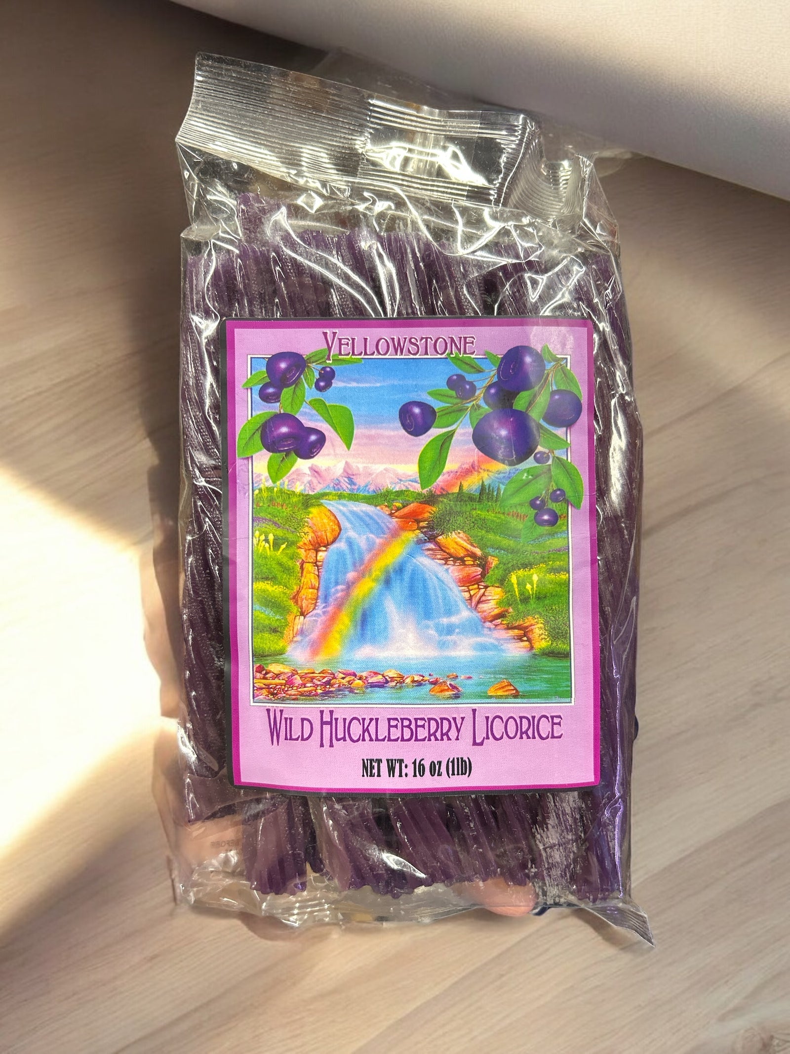 Huckleberry Licorice.       #LIC-01