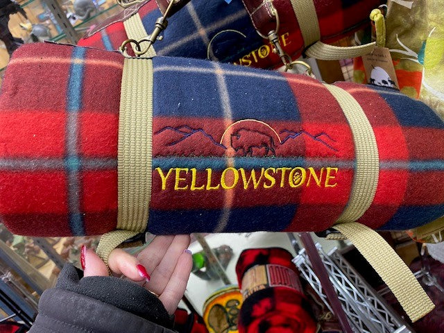 Yellowstone Waterproof Blanket